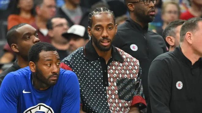 费迪南德：目前曼联阵中仅B费有机会在当年我们的球队里效力（费迪南德：如今这支曼联只有B费能进我们当年的阵容）