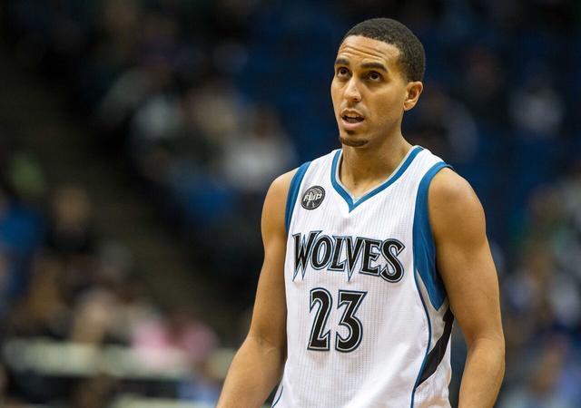 替补阵容发威 成为取胜关键（替补火力全开 奠定胜局）