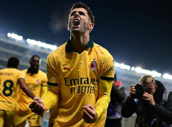 高开低走！达卡里·约翰逊首节10分&后三节仅3分（从火热到沉寂：达卡里·约翰逊首节10分，后三节仅3分）