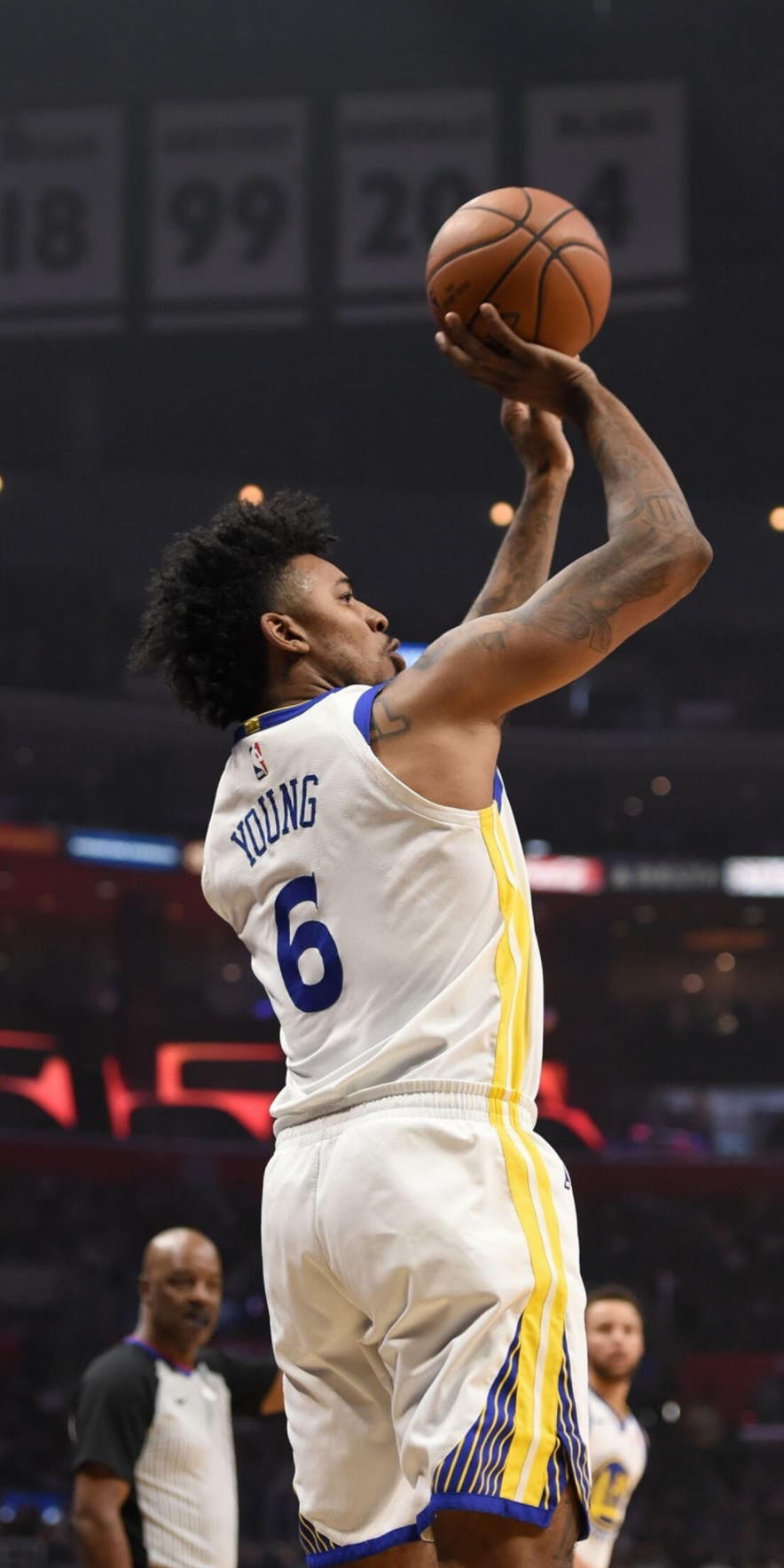 记者：艾纳维和科内排除韧带损伤，力争参加与那不勒斯榜首战（记者：艾纳维、科内无韧带伤，力争赶上对那不勒斯的榜首大战）