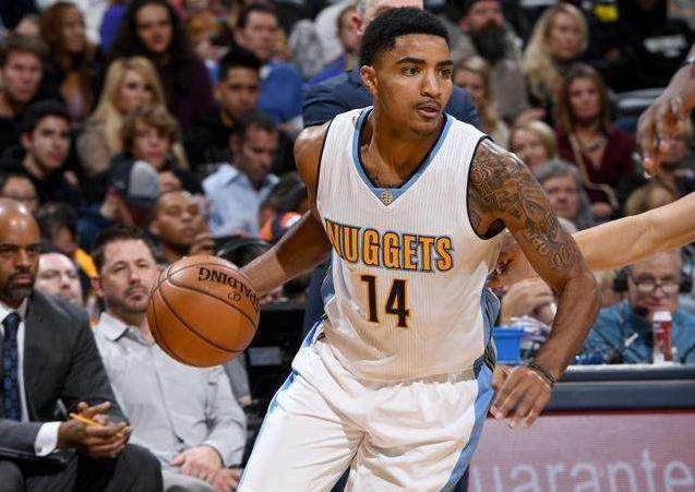 贾昊三分球9投5中，成为比赛关键人物（贾昊外线火力全开，三分9投5中成比赛关键人物）