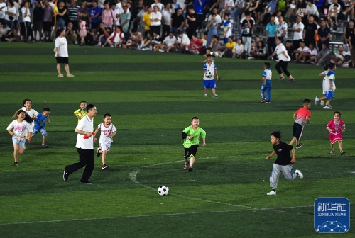 泽林斯基：制胜球有运气加持；为避免停赛未过多参与身体对抗（泽林斯基：制胜球含好运成分；为免停赛刻意减少身体对抗）