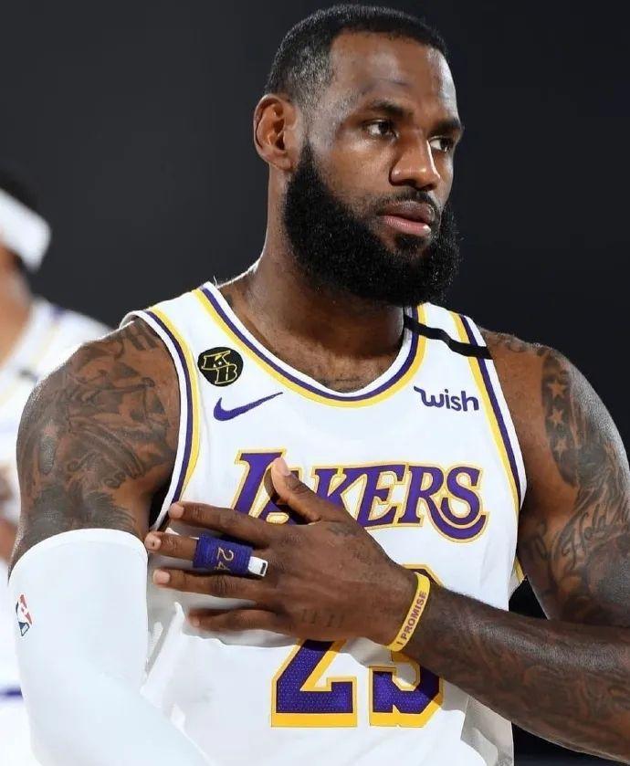 姜景祺首发进球，帮助狼堡U17锁定小组头名晋级A级联赛（姜景祺首发破门，助狼堡U17锁定小组第一挺进A级联赛）