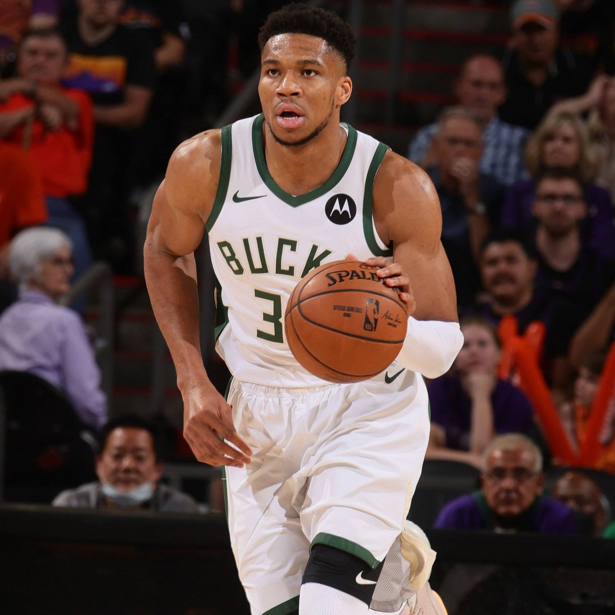 踢球者：凯恩当选踢球者年度人物，他已被视为德甲的重要代表（《踢球者》评选：凯恩荣膺年度人物，被誉为德甲重要代表）