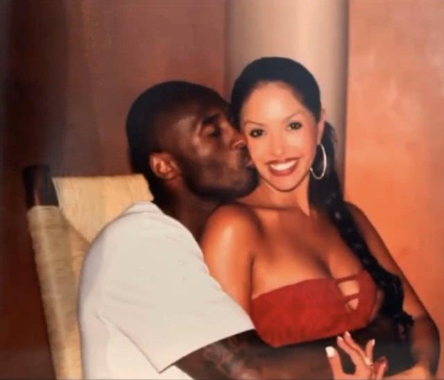 贝蒂斯2-1乌德勒支，米格尔-罗德里格斯中场吊射，阿布德制胜（贝蒂斯2-1击败乌德勒支，米格尔-罗德里格斯中场吊射，阿布德打入制胜球）