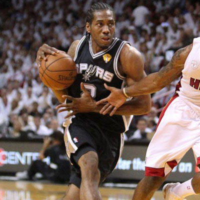 中超：武汉三镇2-0战胜上海申花