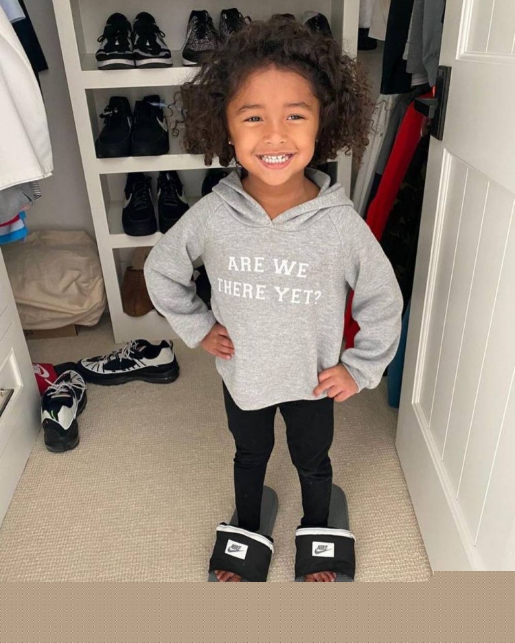 11球，巴萨是欧冠改制以来打入乌龙球最多的球队（欧冠改制以来，巴萨以11次乌龙球居首）