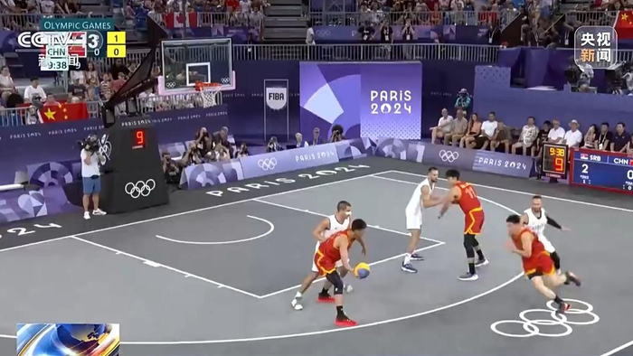 维维亚诺：孔蒂总是在抱怨，从来没有什么能让他满意（维维亚诺：孔蒂总爱抱怨，从未有任何事能让他满意）