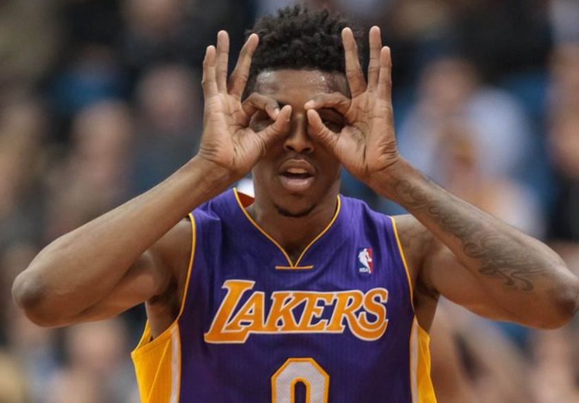 B席达成欧冠百场里程碑，成葡萄牙球员第四人（B席欧冠百场达成，跻身葡萄牙第4人）